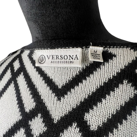 Versona Open Front Geometric Black and White Women's Cardigan Size Medium - Picture 3 of 10